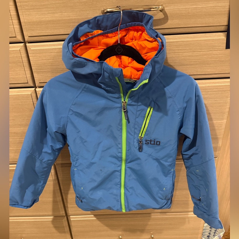 Stio Kids Boys winter snow and ski Jacket with Blue and Orange